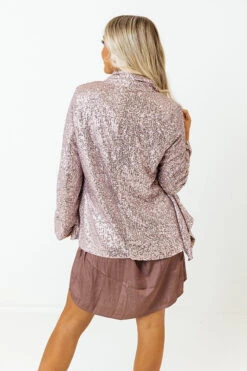 Splash Of Luxury Sequin Blazer In Blush -Chic Essence 2208262895000 2022100308021700 67a89163splash of luxury sequin blazer in blush