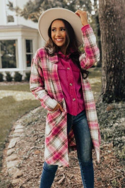 Warm On Up Plaid Jacket -Chic Essence 2209024306000 2022091908060600 6c6e6d86warm on up plaid jacket