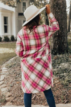 Warm On Up Plaid Jacket -Chic Essence 2209024306000 2022091908060600 be8d5fa6warm on up plaid jacket