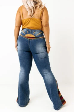 The Amy Embroidered Flare Curves 17 The Amy Embroidered Flare Curves -Chic Essence 2209304406000 2022100710154400 ef8af7ccthe amy embroidered flare curves