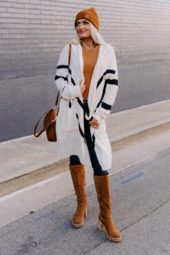 Fireside S'mores Cardigan In Cream 14 Fireside S'mores Cardigan In Cream -Chic Essence 2210149837000 2022102415302200 b3611ad4fireside smores cardigan in cream