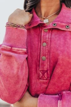 Bring The Warmth Sweater -Chic Essence 2210206849000 2022110413413900 db641824bring the warmth sweater