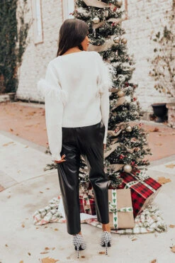 Merlot Snuggles Sweater -Chic Essence 2210254209000 2022111507364100 2e513d9fmerlot snuggles sweater