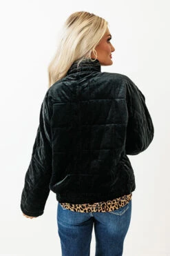 Winter Out West Velvet Jacket -Chic Essence 2211084045000 2022112213504000 11eed73cwinter out west velvet jacket