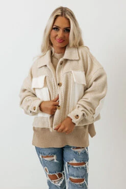 Visiting Town Jacket -Chic Essence 2211085480000 2022112212221600 0b24a160visiting town jacket