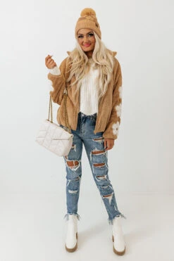 Kindness Everywhere Plush Jacket -Chic Essence 2211147600000 2022112211473100 d5c31e6akindness everywhere plush jacket