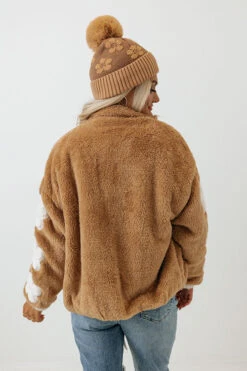 Kindness Everywhere Plush Jacket -Chic Essence 2211147600000 2022112211473900 fe9e1719kindness everywhere plush jacket