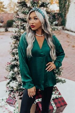 Cue The Lights Shift Top