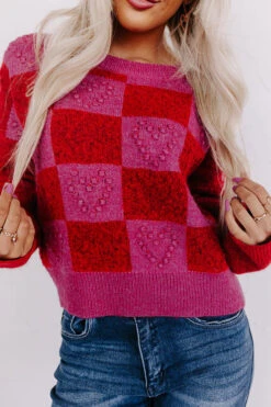 Queen Of Hearts Knit Sweater -Chic Essence 2212199360000 2023010914060500 3f31f295queen of hearts knit sweater