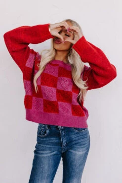 Queen Of Hearts Knit Sweater -Chic Essence 2212199360000 2023010914061300 928eae8fqueen of hearts knit sweater