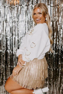 Bride Sweatshirt Curves -Chic Essence 2301125560000 2023012412572200 18b02305baevley express sample 4 curves