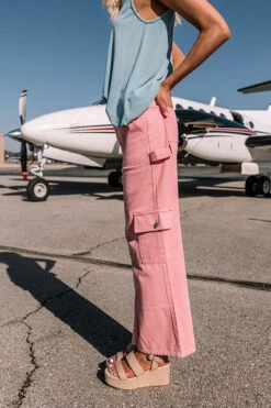 The Lydia High Waist Trousers 11 The Lydia High Waist Trousers -Chic Essence 2302069629000 2023022112251400 2de23242the lydia high waist cargo pants