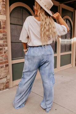 Cozumel Adventures High Waist Trousers Curves -Chic Essence 2303099987000 2023032409313700 2fa02996cozumel adventures high waist trousers curves