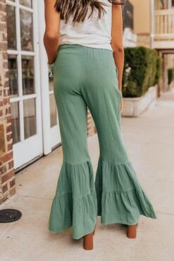 Stop The Show High Waist Pants -Chic Essence 2303135739000 2023032213100300 1285e8cdstop the show high waist pants