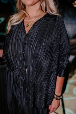 Graceful Appearance Pleated Button Up In Black Curves -Chic Essence 2306136776000 2023062710042500 8ec74a5cgraceful appearance pleated button up in black curves