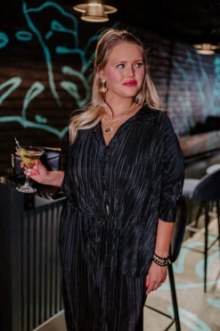 Graceful Appearance Pleated Button Up In Black Curves -Chic Essence 2306136776000 2023062710042500 b2112335graceful appearance pleated button up in black curves